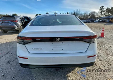 2024 Honda Accord Ex z USA, uszkodzony, nr VIN 1HGCY1F34RA044654